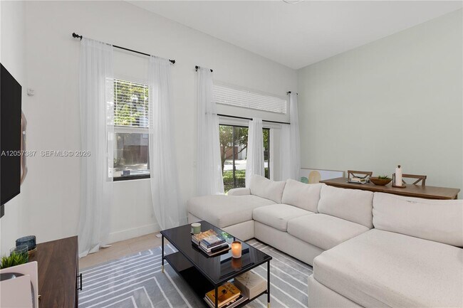 Building Photo - 4444 NW 9th St.