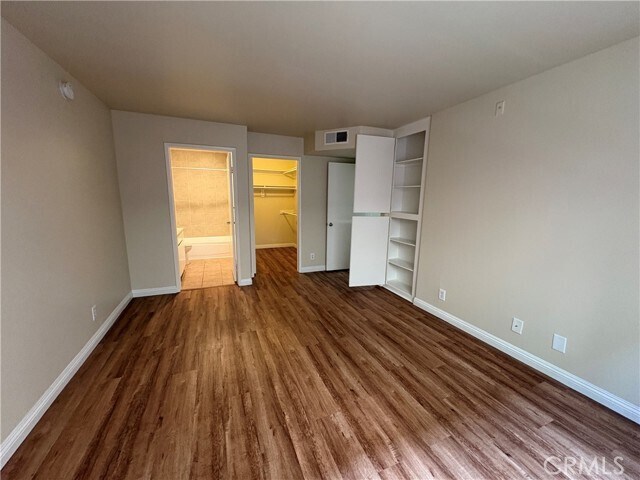 Building Photo - 5060 Kester Ave