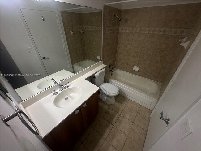 Building Photo - 1125 Crystal Way