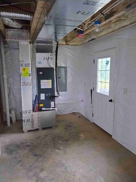 Building Photo - 113 Meadowbrook Ln