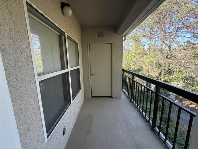 Building Photo - 2511 River Green Dr NW