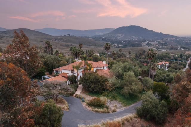 Building Photo - 20784 Fortuna Del Norte