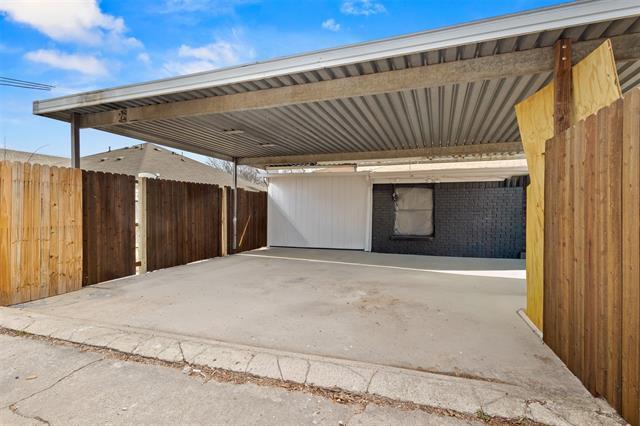 Building Photo - 5349 Northridge Blvd
