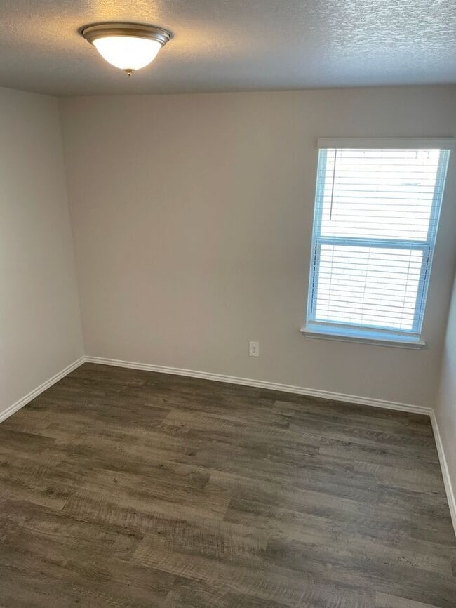 Building Photo - Prize-Winning Special! | Receive a $500 Move-In Credit on This 4-Bed, 2.5-Bath Home in Scott's Ho...