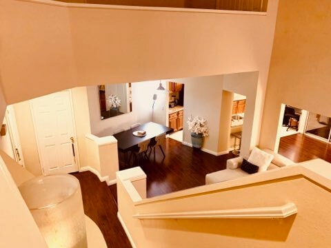 Building Photo - 10 Del Andante