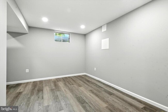 Building Photo - 1061 Berkley Dr