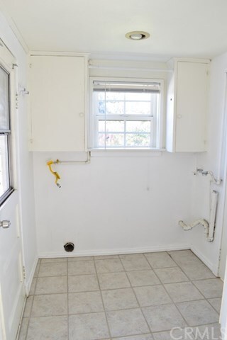 Building Photo - 262 S 1st Ave
