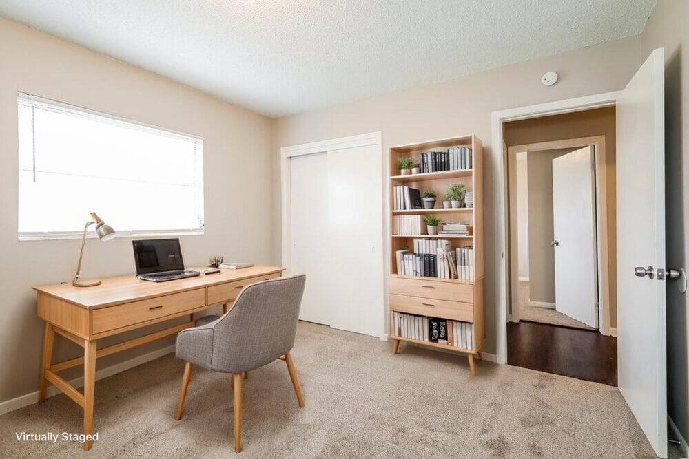 Building Photo - 5664 Hillman Dr