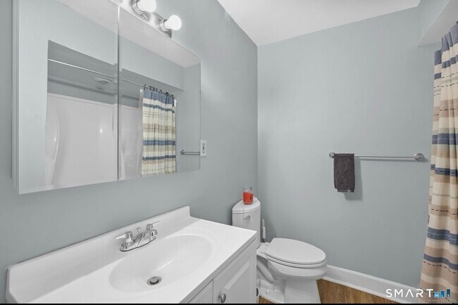 Building Photo - 115 Harborview Ave