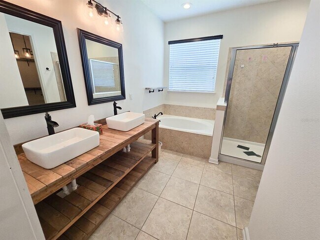 Building Photo - 3543 Meadow Breeze Loop