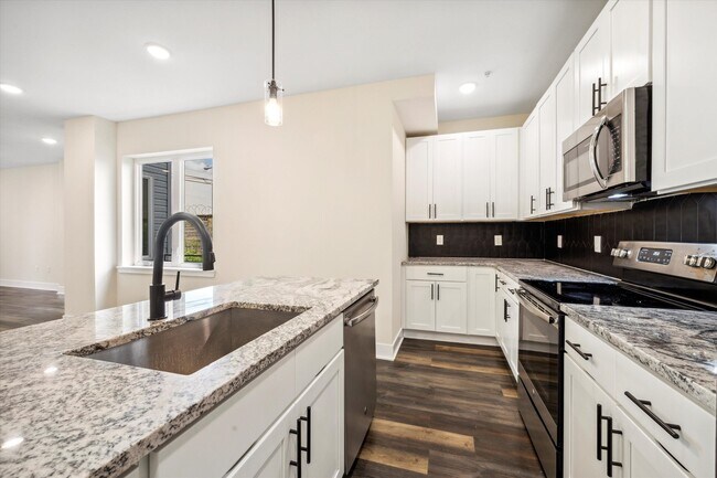 Building Photo - 1804 W Berks St