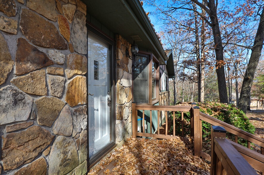 Building Photo - 137 Wallen Blf