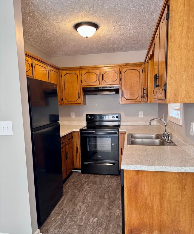 Building Photo - 357 Treeland Dr