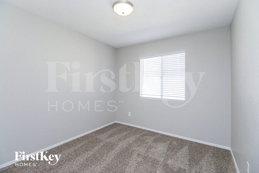 Building Photo - 19831 N 48th Ln