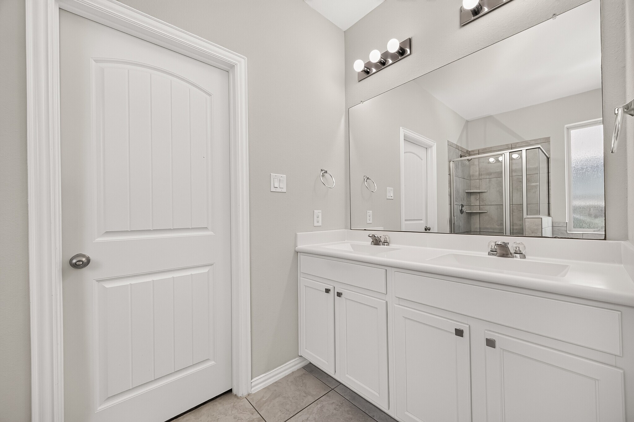 Building Photo - 20223 Highfield Park Dr