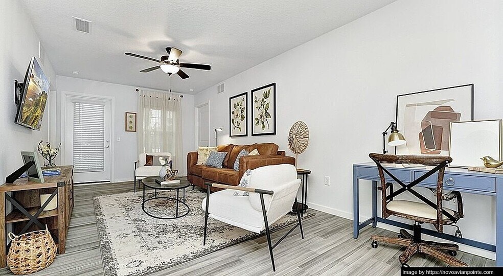Building Photo - 1310 Ridgeview Cir