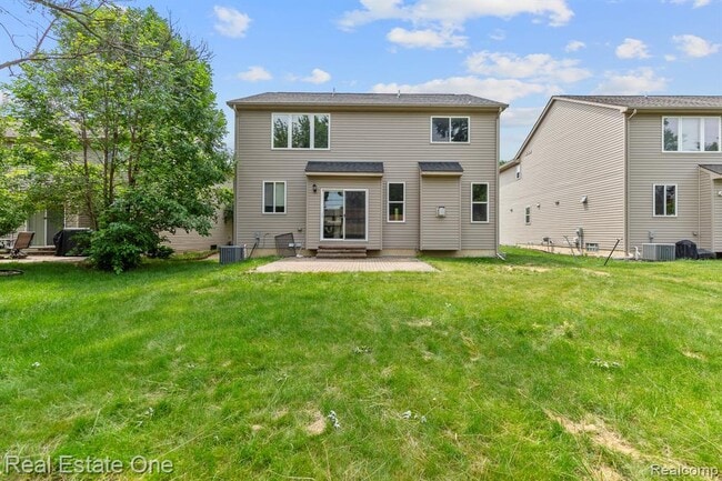 Building Photo - 68 Biltmore Blvd