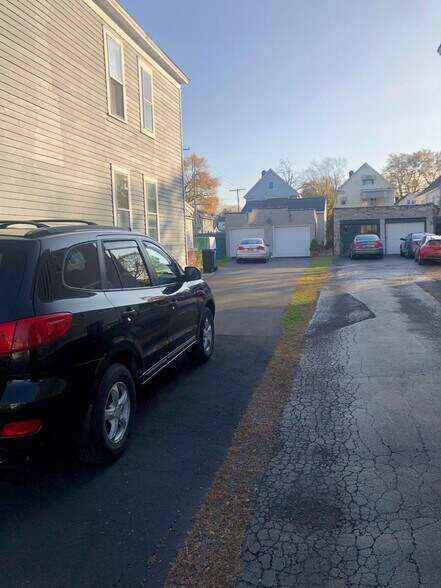 Off street parking - 36 Harris Ave