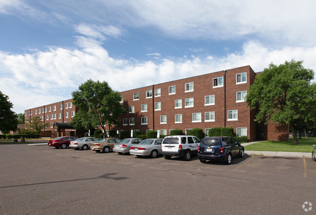 Primary Photo - Superior Golden Apartments