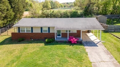 Building Photo - 4821 Gettysburg Rd