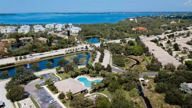 Building Photo - 7230 Hamilton Rd