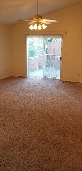 Building Photo - 18958 E Ithaca Dr