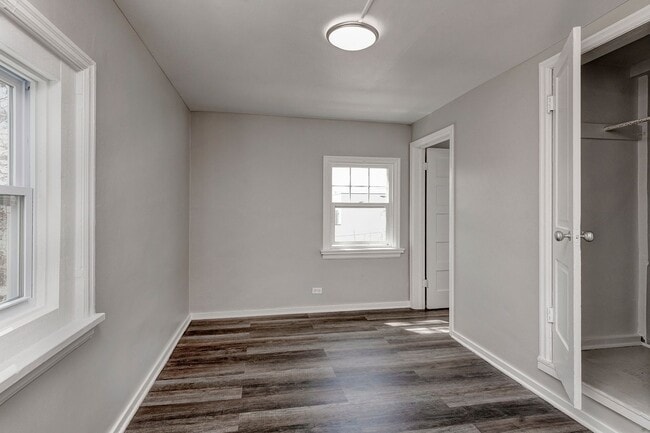 Building Photo - 2143 Lafayette St