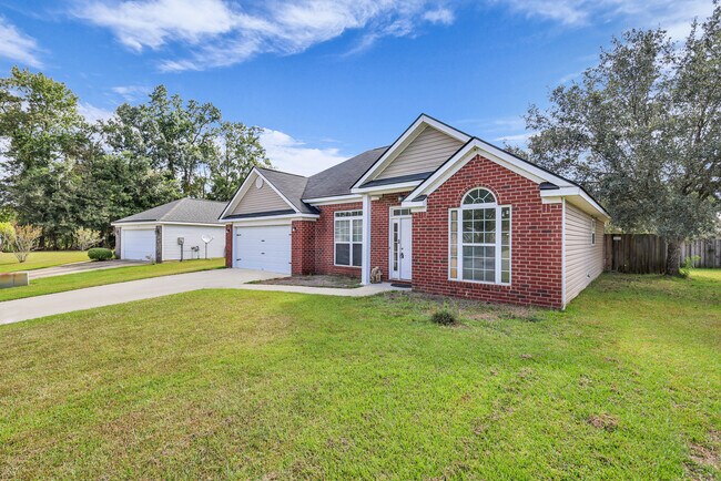 Building Photo - 4 Expedition Way