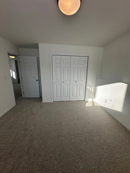 Building Photo - 6310 83rd Ave S