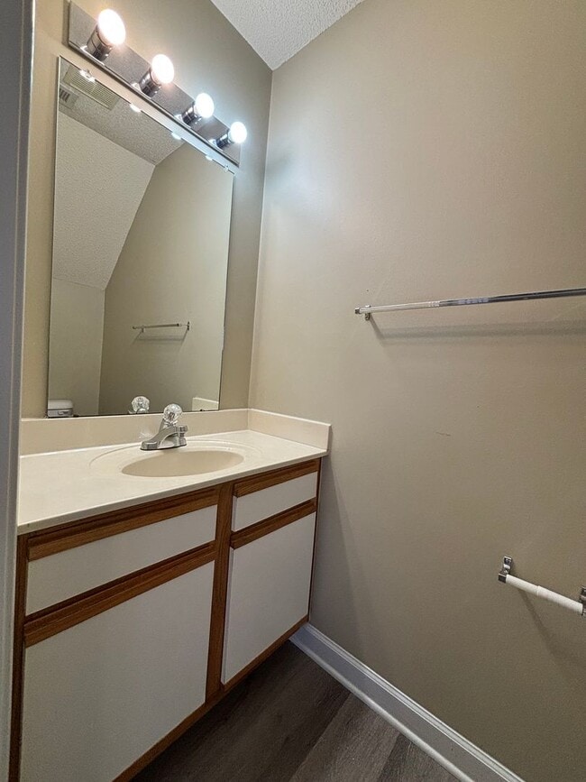 Building Photo - A Treasure in Pirates Cove