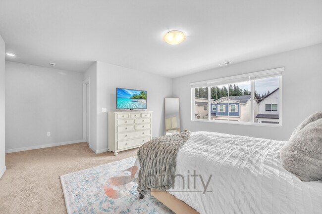 Building Photo - 8943 SW Vermillion Dr