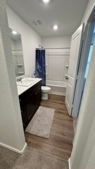 Building Photo - 67 Trinity Cir