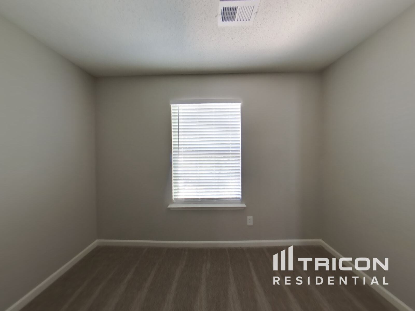 Building Photo - 2934 Hawick Commons Dr