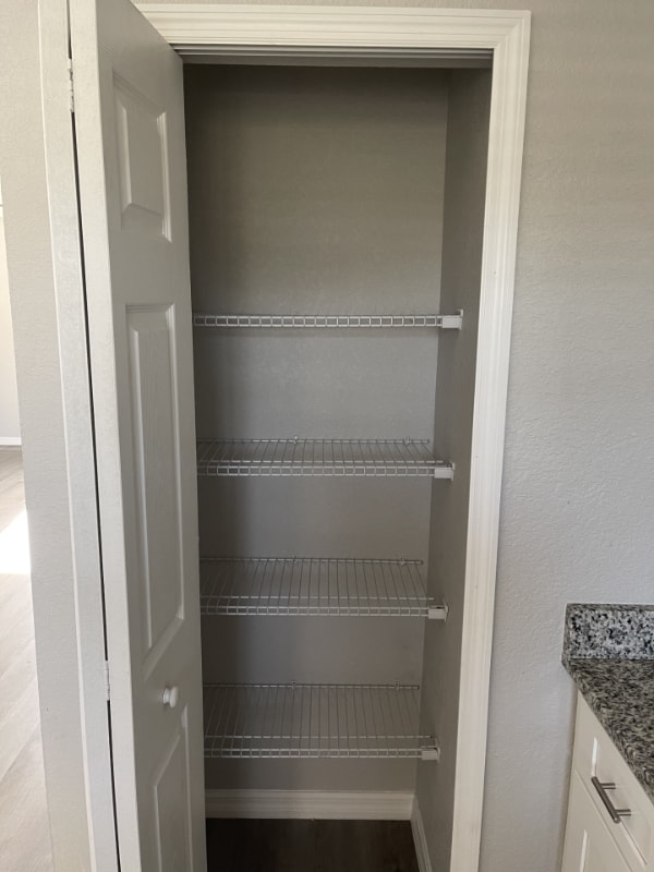 Building Photo - 1935 Ave O SW