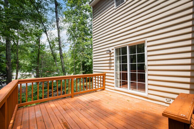 Building Photo - 4908 Stoney Creek Pkwy
