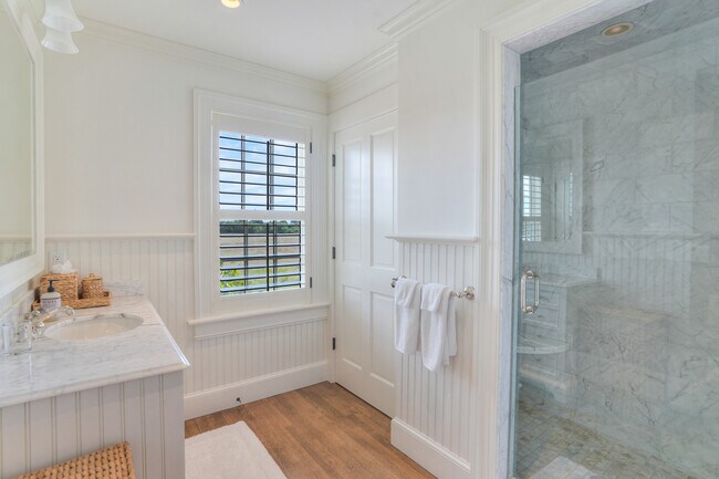 Building Photo - 65 Butler's Cove Rd