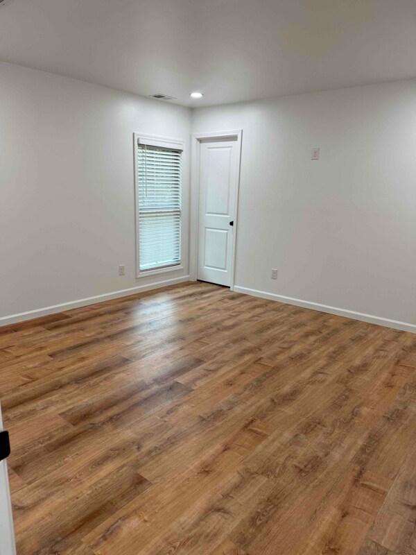 Building Photo - 2855 Old Rome Rd