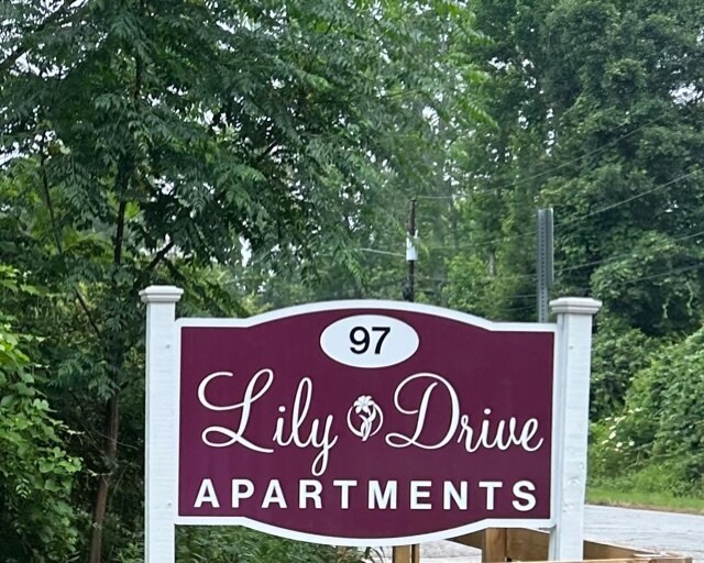 Entrance Sign - 97 Lily Dr Apt I, Lily Drive Apartments