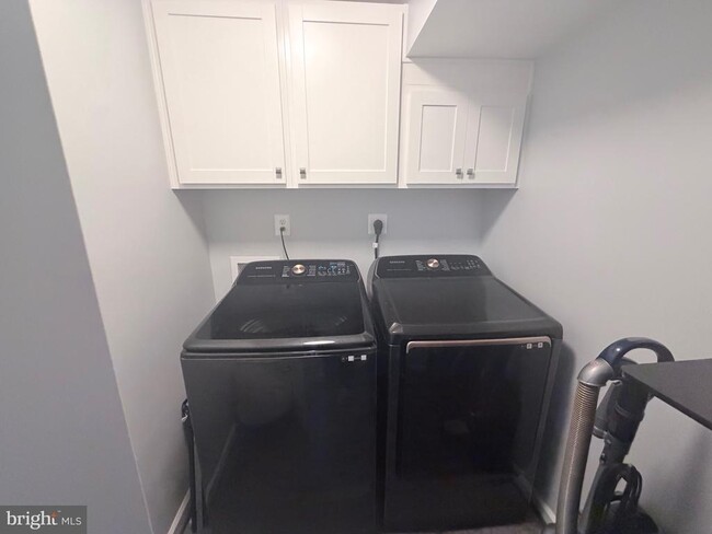 Building Photo - 4513 Ryelan Dr