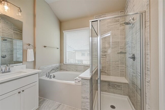 Building Photo - 5542 Sallow Bay Ln