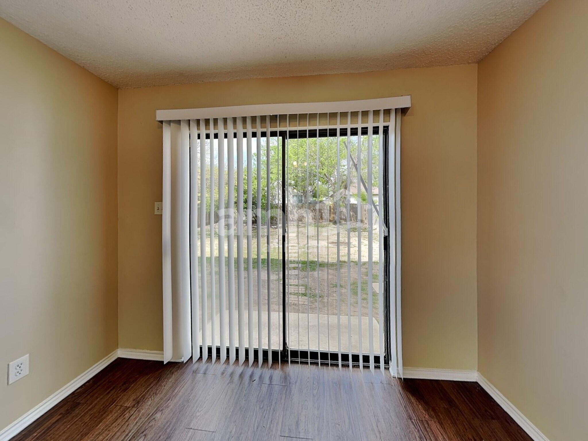 Building Photo - 11011 Victors Hl