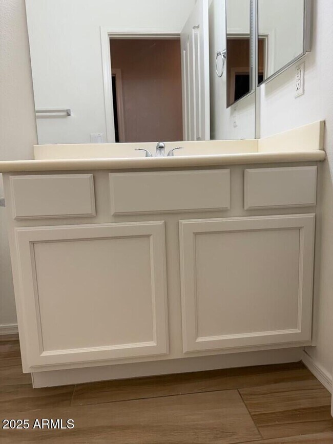 Building Photo - 6511 W Range Mule Dr