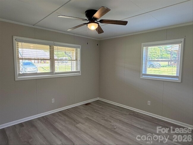 Building Photo - 1771 River Rd