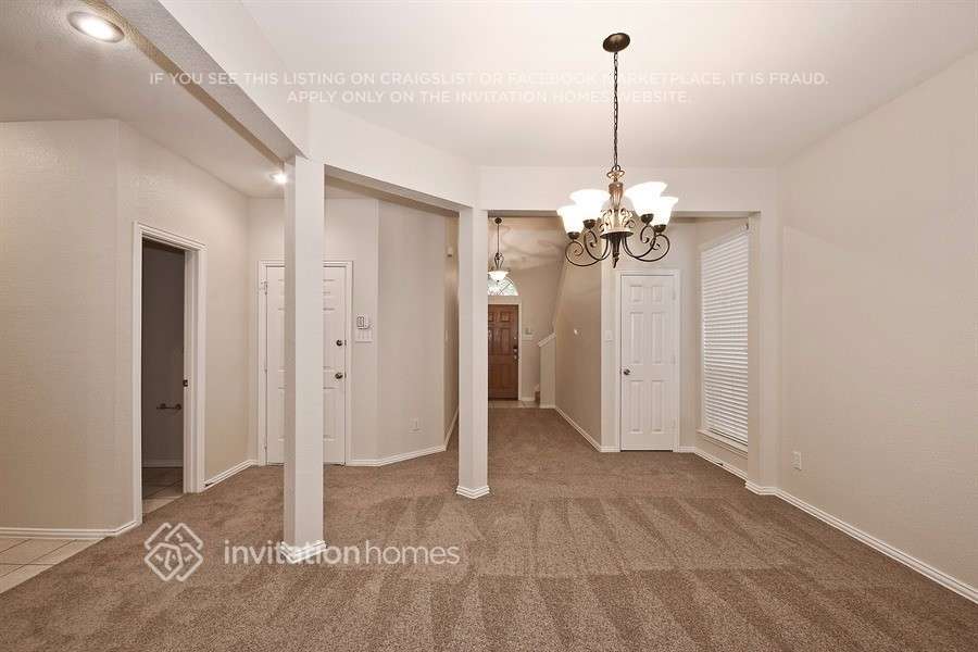 Building Photo - 11732 Latania Ln