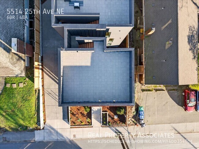 Building Photo - 5514 25th Ave NE