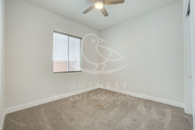 Building Photo - Fabulous floorplan; 3 bdrm 3 bthm + bonus ...