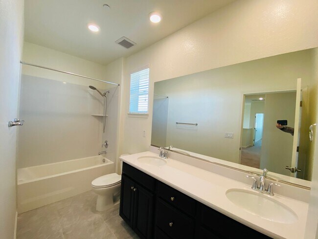 Building Photo - Gorgeous Corner Home
