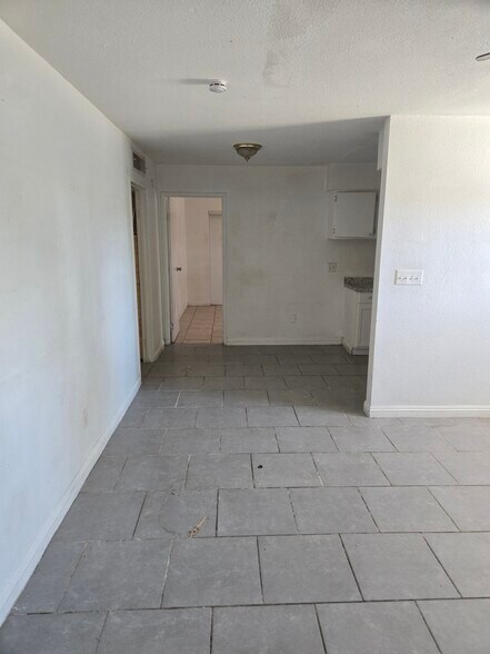 Building Photo - 1300 N 22nd St