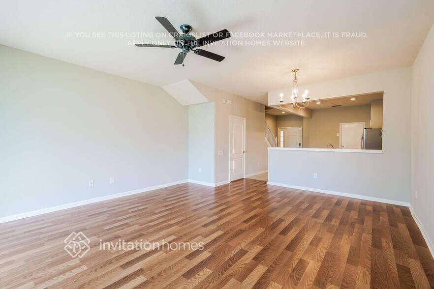 Building Photo - 26648 Castleview Way
