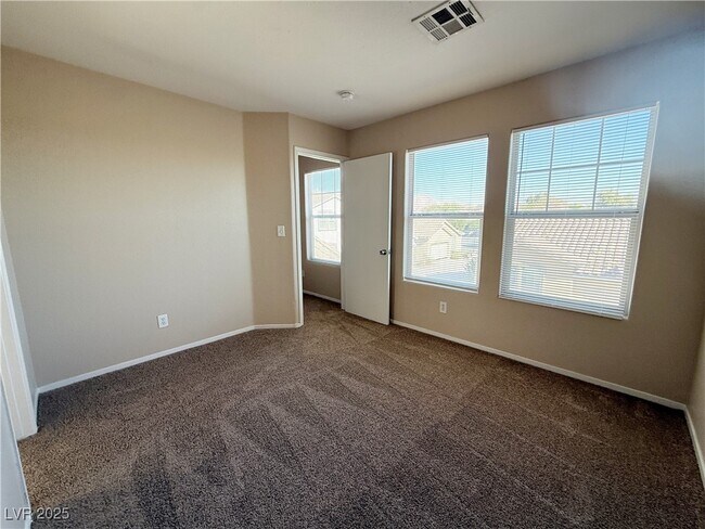 Building Photo - 5057 Midnight Oil Dr